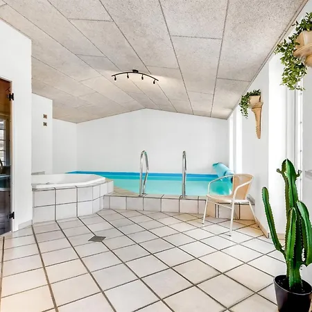 Casa vacanze Alfrida - 1-5km From The Sea By Interhome