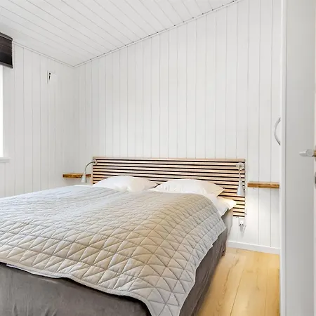 Alfrida - 1-5km From The Sea By Interhome
